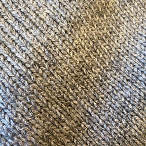 Grey American Eagle hooded sweater - Picture 3 of 5